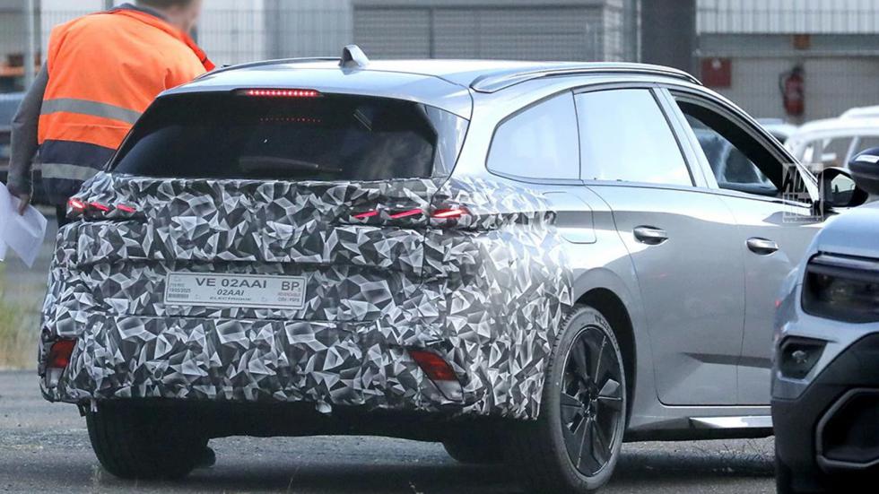 Το ανανεωμένο Peugeot 308 ετοιμάζεται! 